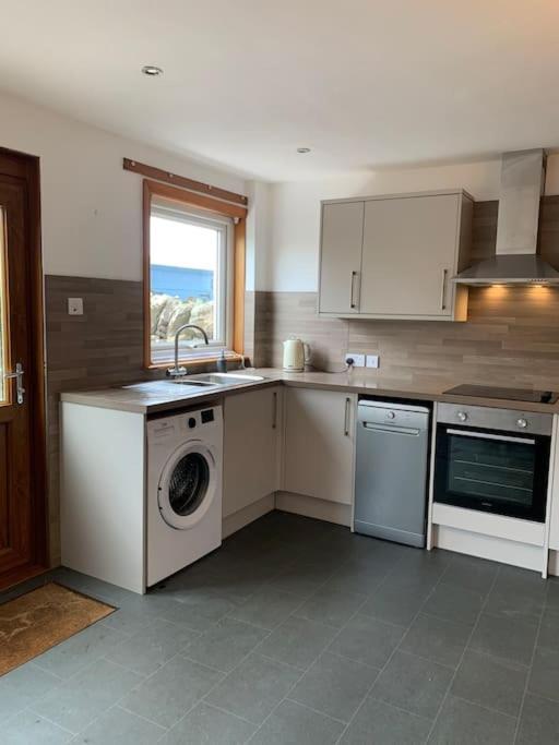 Cladach Cottage - Seafront Isle of Whithorn Ngoại thất bức ảnh